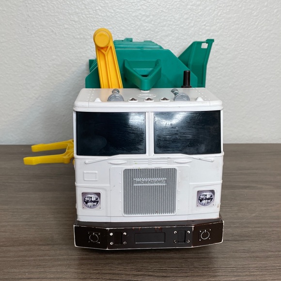 15" Large Dump Truck Garbage Toy w/Realistic Sound Recycling Trash Matchbox - Picture 4 of 6